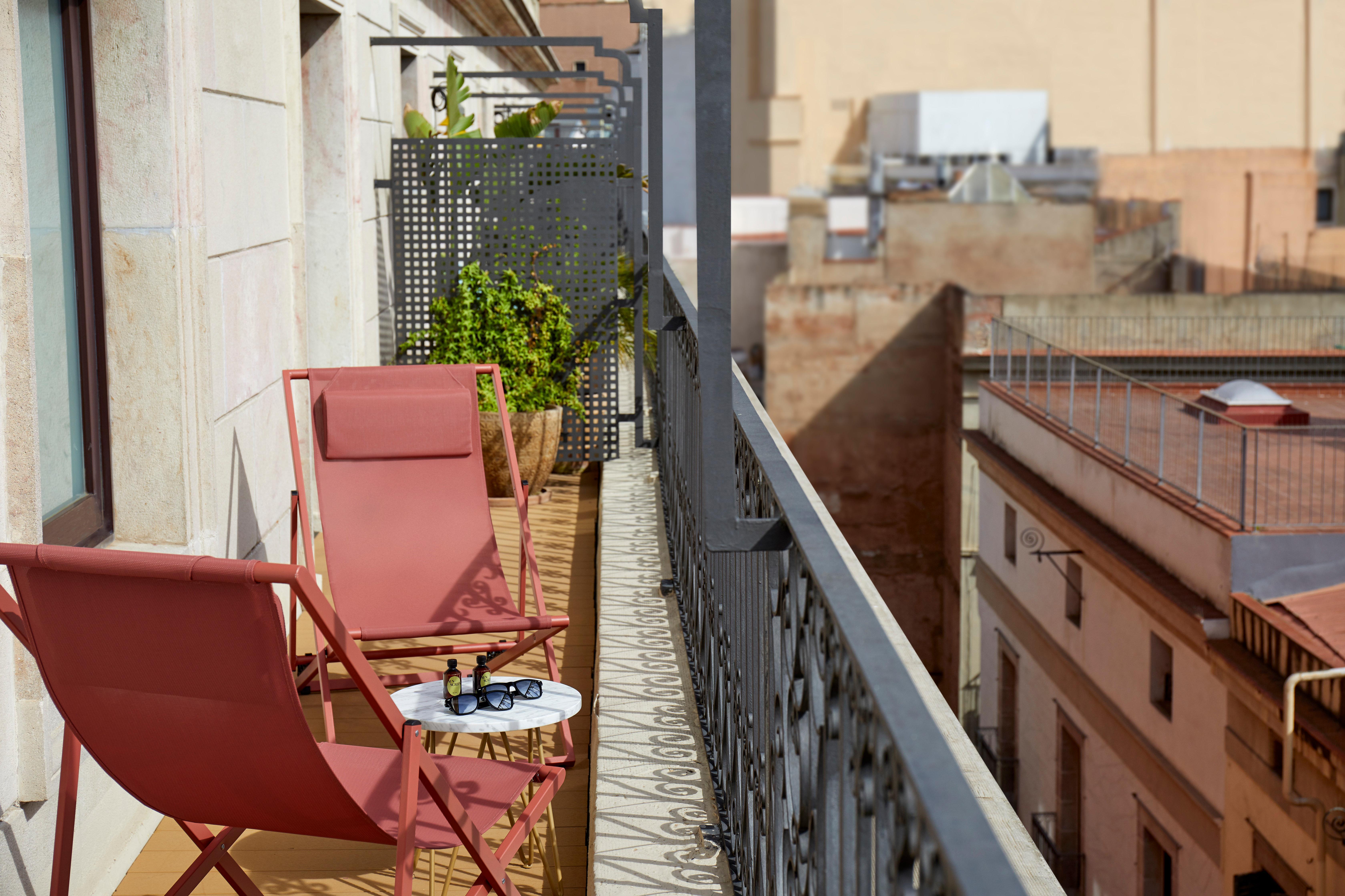 คิมป์ตัน บิบีโดรา โฮเต็ล Hotel บาร์เซโลนา ภายนอก รูปภาพ A balcony