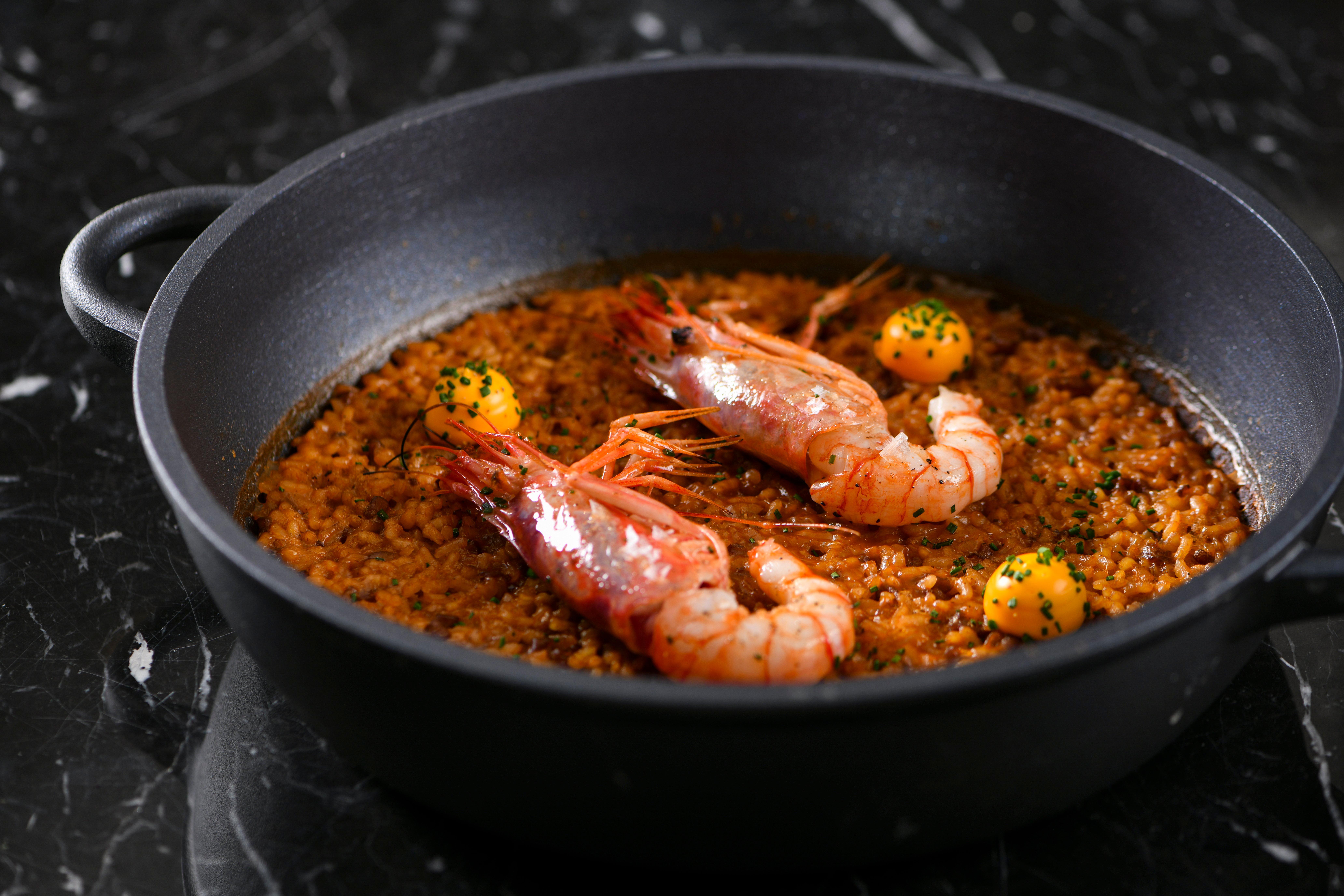 คิมป์ตัน บิบีโดรา โฮเต็ล Hotel บาร์เซโลนา ภายนอก รูปภาพ A paella with prawns