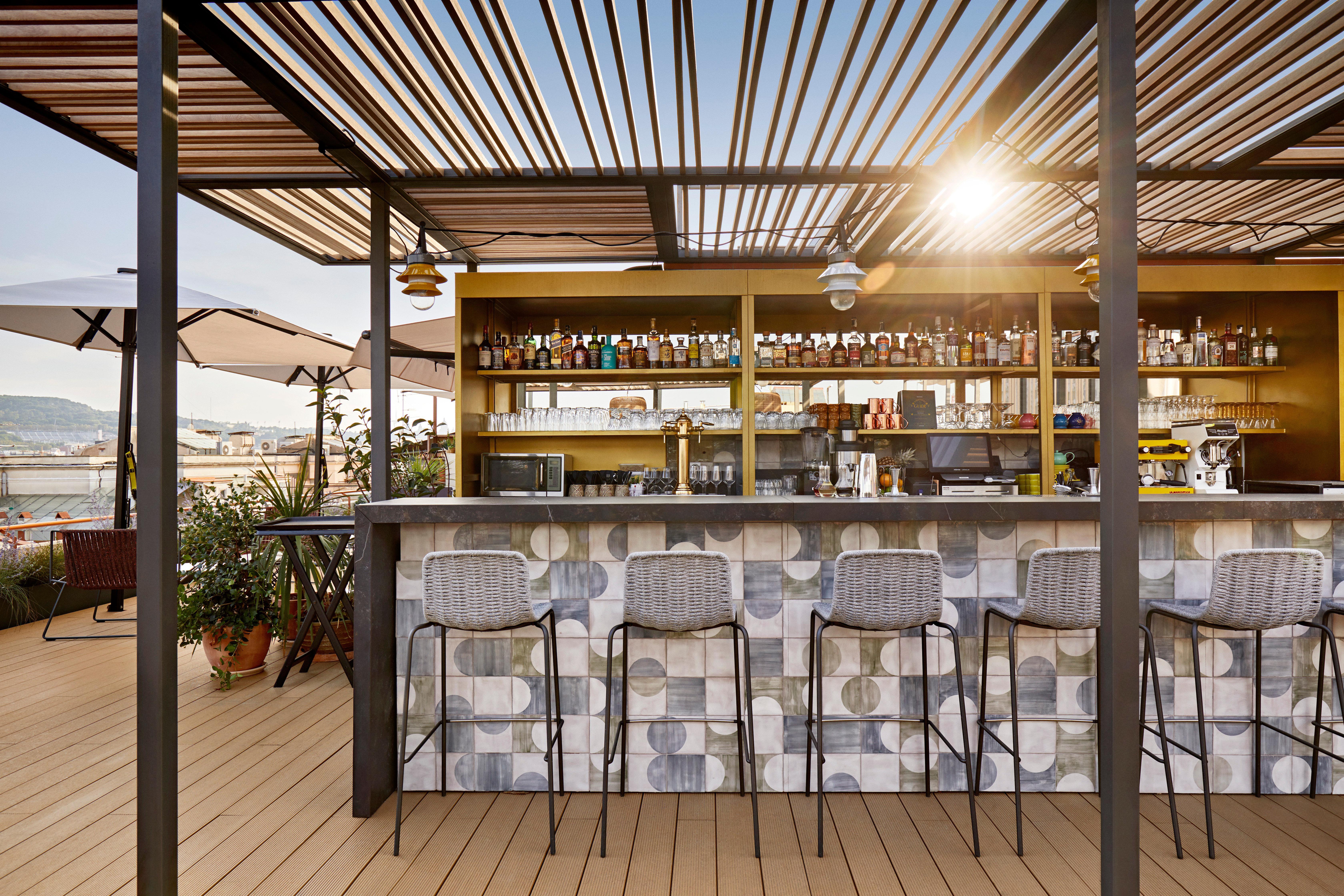 คิมป์ตัน บิบีโดรา โฮเต็ล Hotel บาร์เซโลนา ภายนอก รูปภาพ The rooftop bar at the hotel